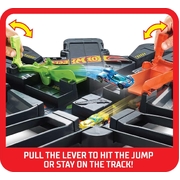 Hot Wheels Colossal Crash Track Set