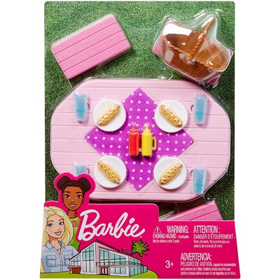 Barbie Outdoor Furniture Pink Picnic Table and Hot Dog Picnic Accessories Playset